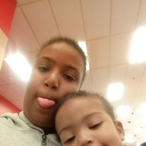 Meet your Posher, April